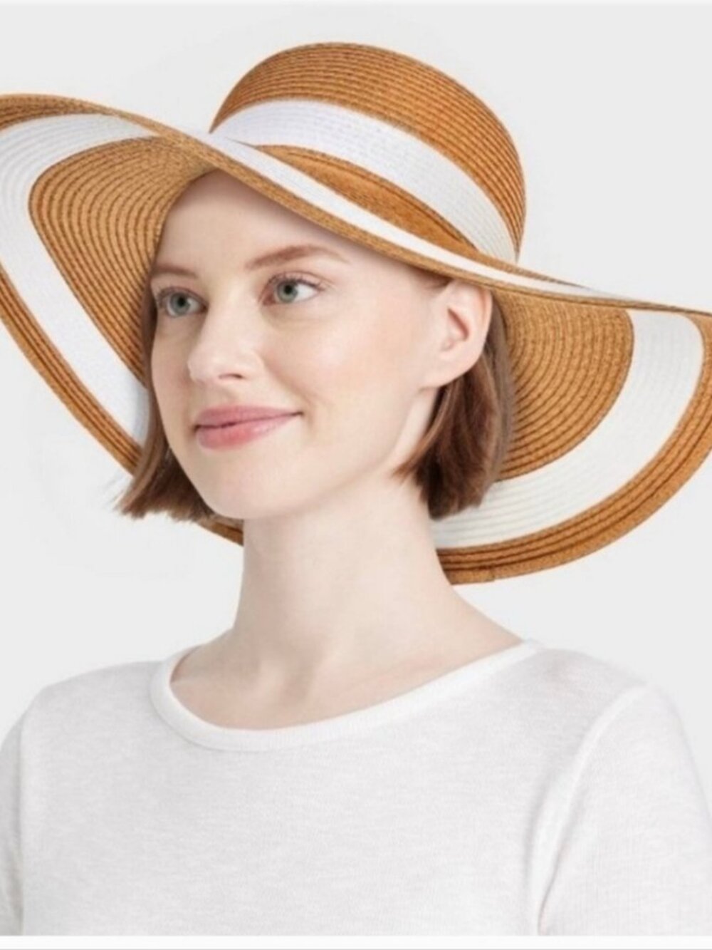 Shade and Shore Wide-Brimmed Sunhat